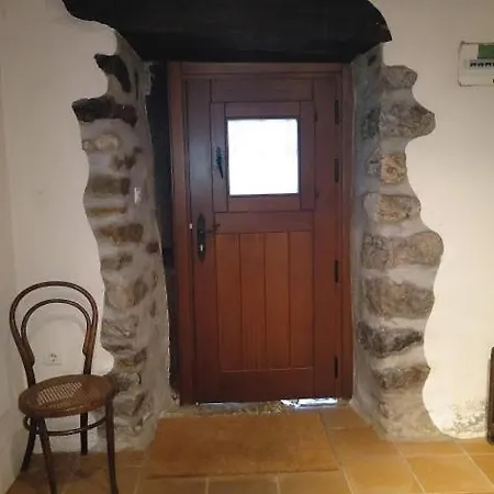 Lekeitio. Bekoerrota, Casa Molino Ikaran *