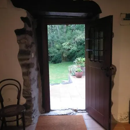 Lekeitio. Bekoerrota, Casa Molino Ikaran Bed and breakfast Amoroto