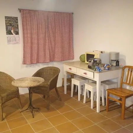 Lekeitio. Bekoerrota, Casa Molino Ikaran Bed & Breakfast *